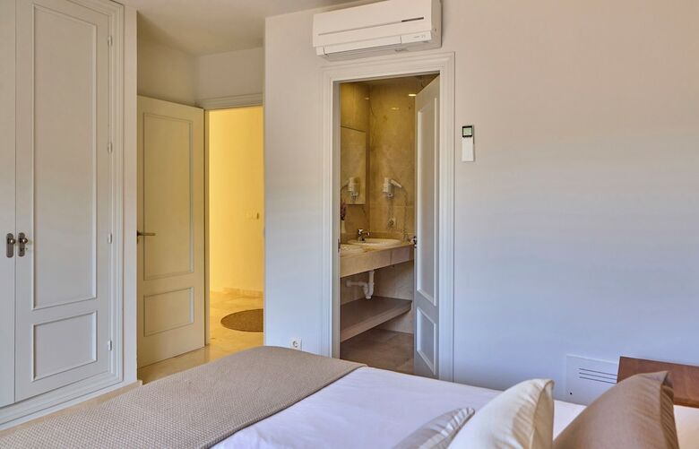 Hotel Universal Aquamarin Beach Houses