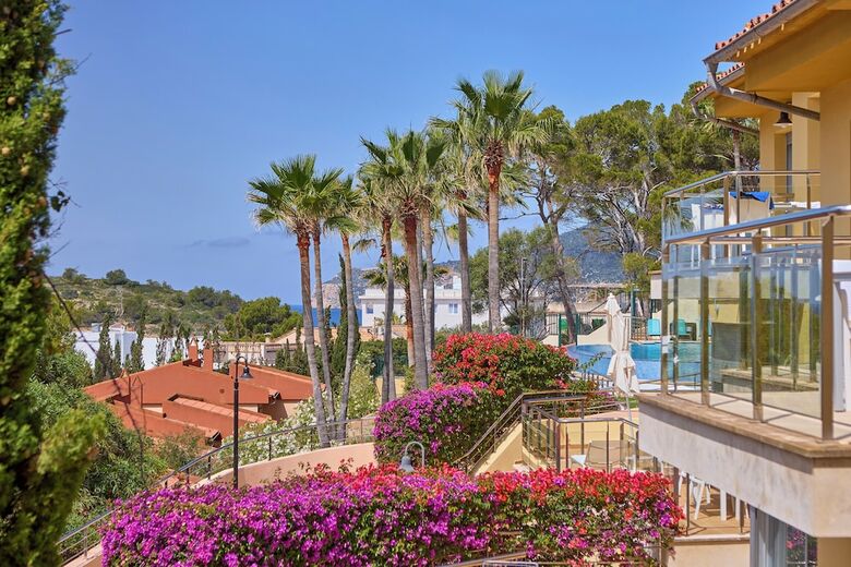 Hotel Universal Aquamarin Beach Houses
