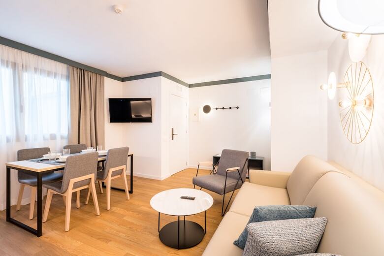 Apartamentos Atlumbreras16