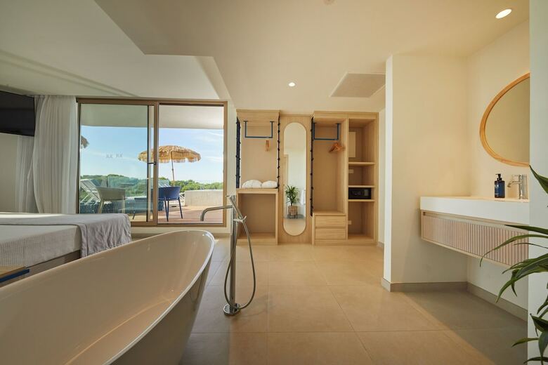Hotel Victoria Menorca +16 - New Opening