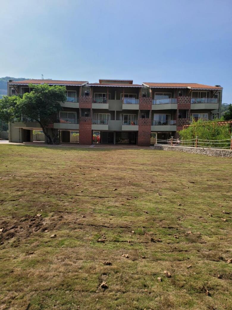 Hotel Mastiff Grand La Villae