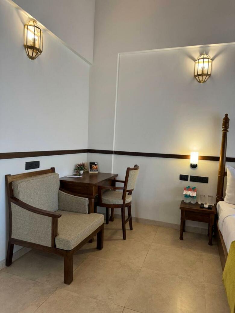 Hotel Mastiff Grand La Villae