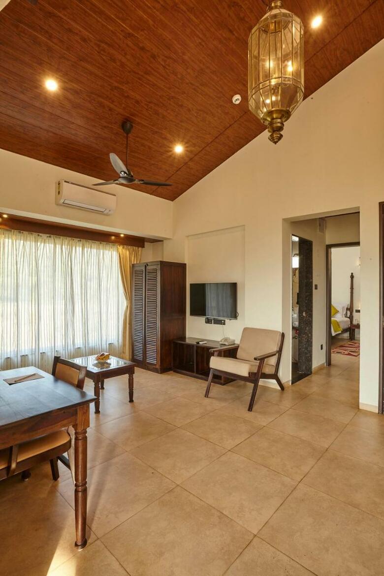 Hotel Mastiff Grand La Villae
