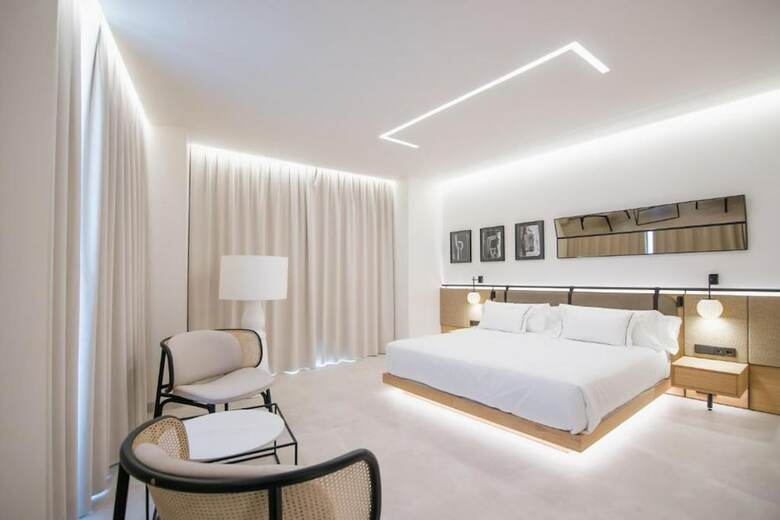 Hotel Myr Puerta Serranos