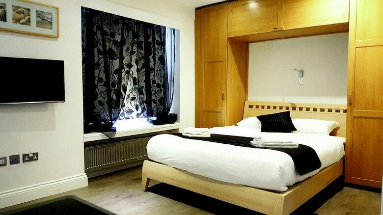 Apartamentos Imperial Court Suites