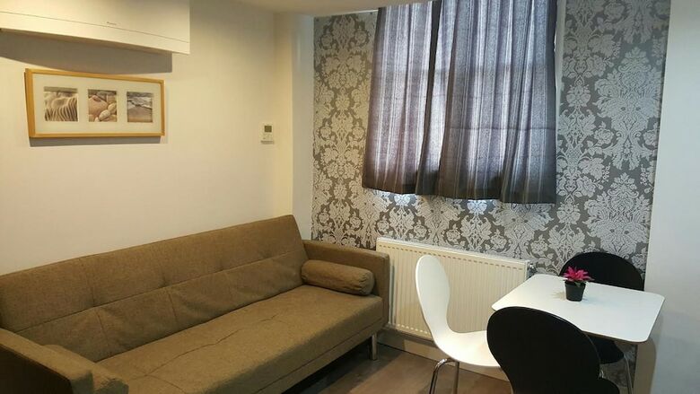 Apartamentos Imperial Court Suites