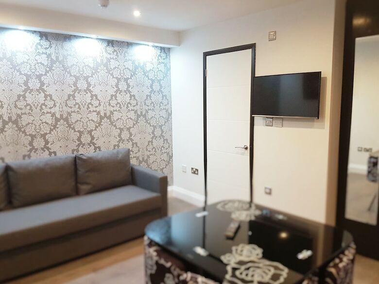 Apartamentos Imperial Court Suites