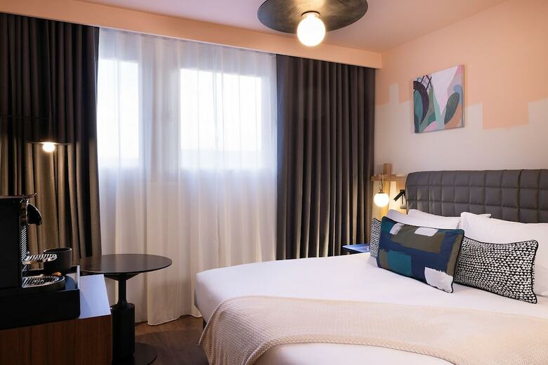 Hotel H�tel Les Artistes