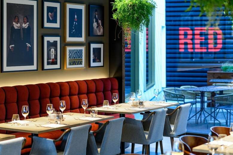 Radisson Red Hotel, Vienna
