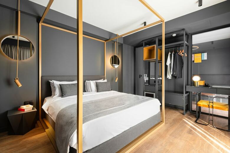 Colors Hotel Athens