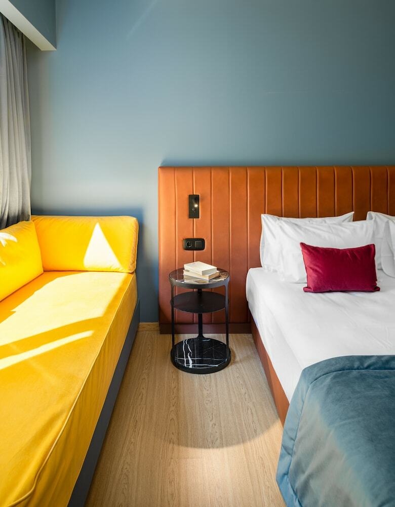 Colors Hotel Athens