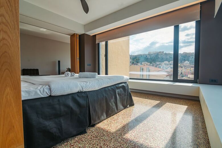 Hotel Athens Tower