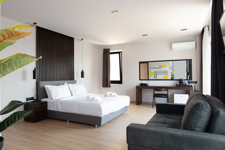 Hotel Athens Tower