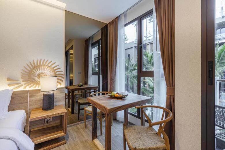 Hotel The Marin Phuket Kamala Beach