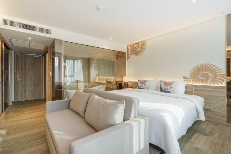 Hotel The Marin Phuket Kamala Beach