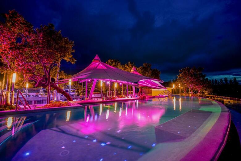 Hotel The Marin Phuket Kamala Beach