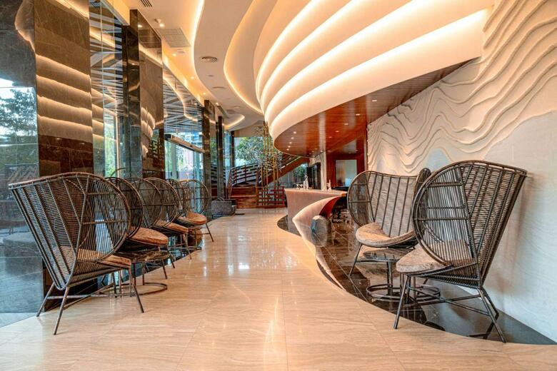 Hotel The Marin Phuket Kamala Beach