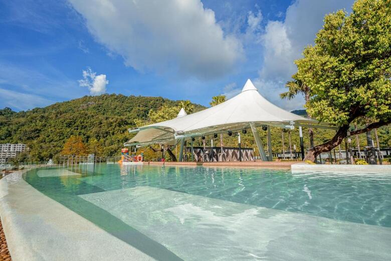 Hotel The Marin Phuket Kamala Beach
