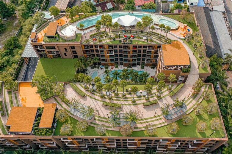 Hotel The Marin Phuket Kamala Beach