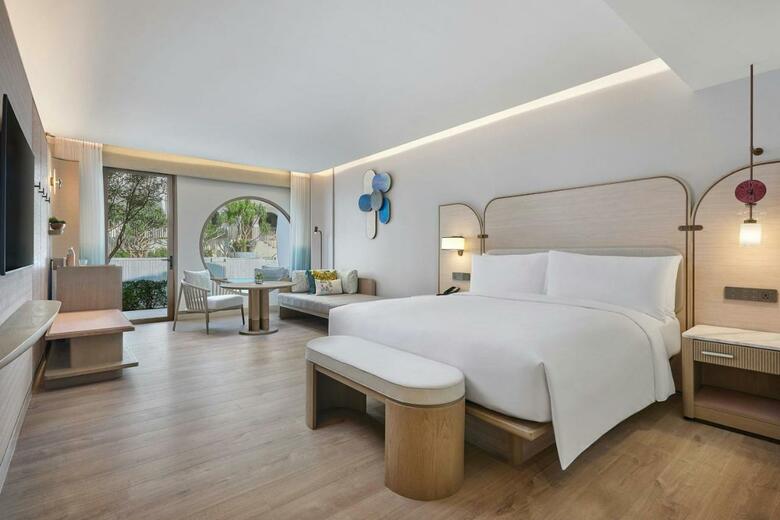 Hotel Veranda Resort Phuket, Autograph Collection