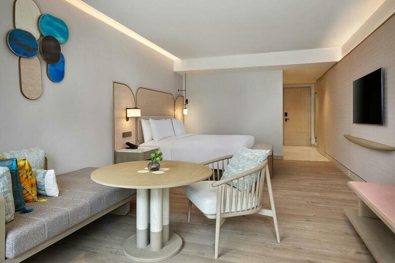 Hotel Veranda Resort Phuket, Autograph Collection