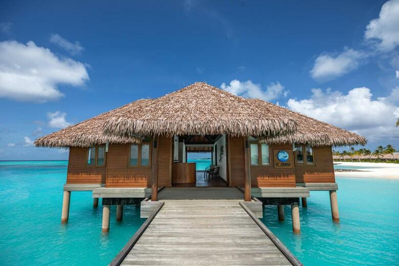 Hotel Barcel� Whale Lagoon Maldives