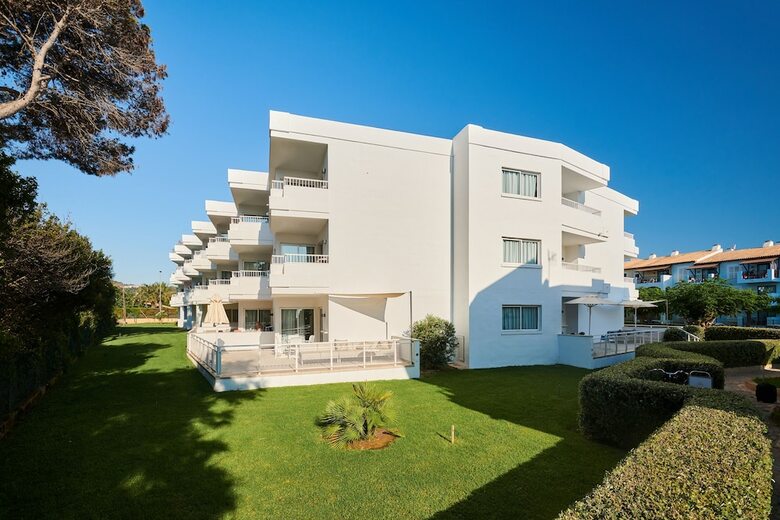 Aparthotel Hipotels Apartamentos Cala Bona