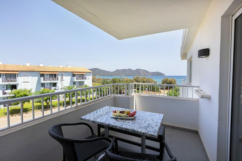 Aparthotel Hipotels Apartamentos Cala Bona