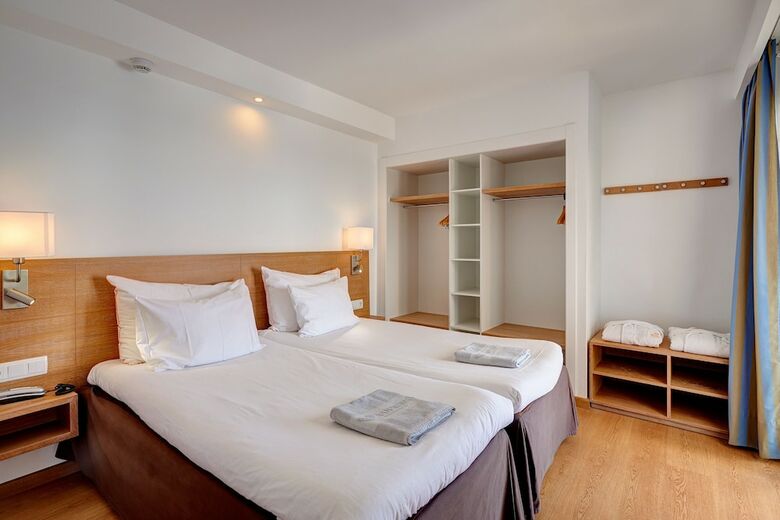 Aparthotel Hipotels Apartamentos Cala Bona