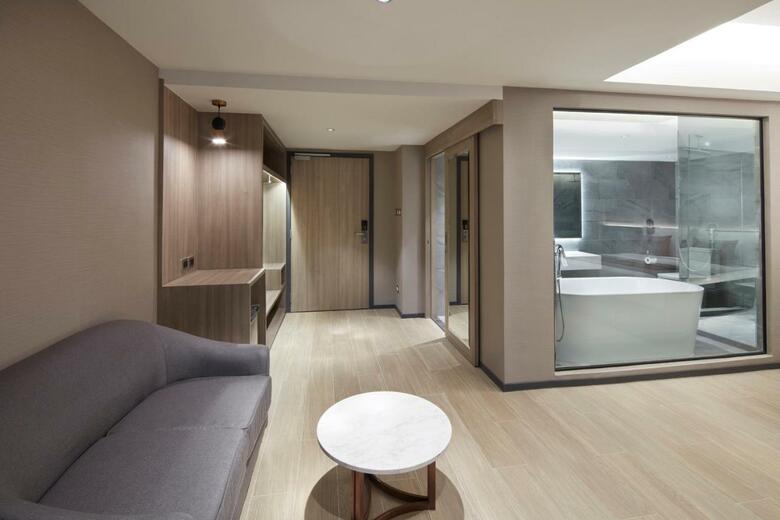 Grace At Five By Grace Hotel Bangkok