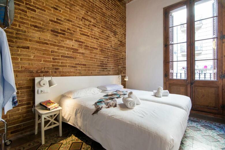 Happy People Plaza Espa�a Apartments