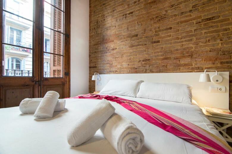 Happy People Plaza Espa�a Apartments