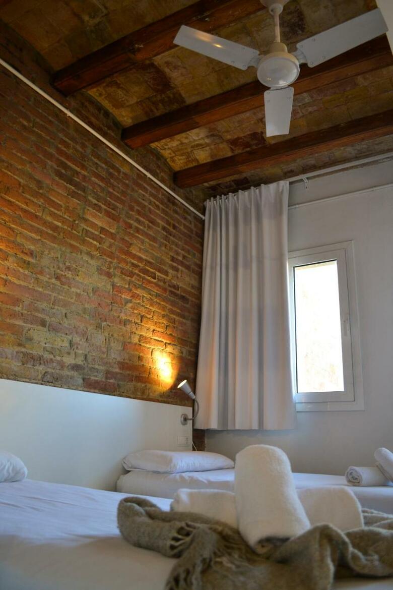 Happy People Plaza Espa�a Apartments