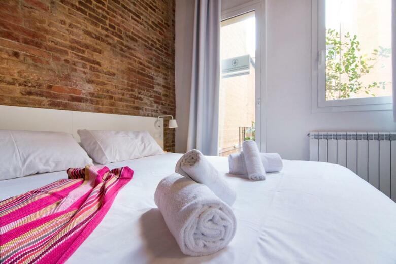 Happy People Plaza Espa�a Apartments