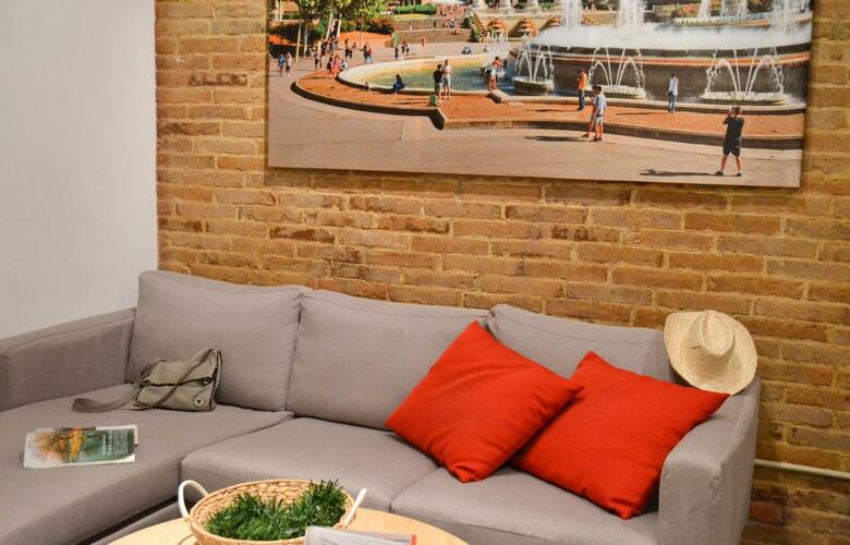 Happy People Plaza Espa�a Apartments