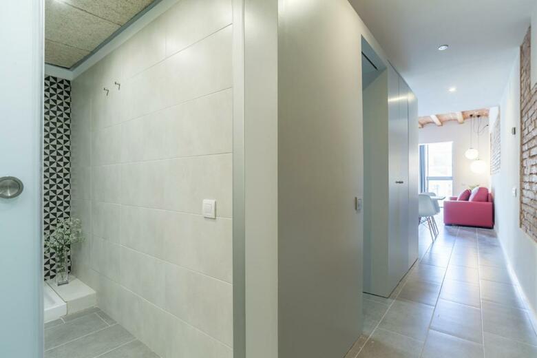 Aparteasy - Deluxe Family Apartments With Pool