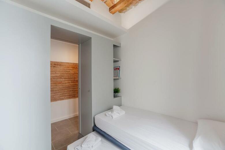 Aparteasy - Deluxe Family Apartments With Pool