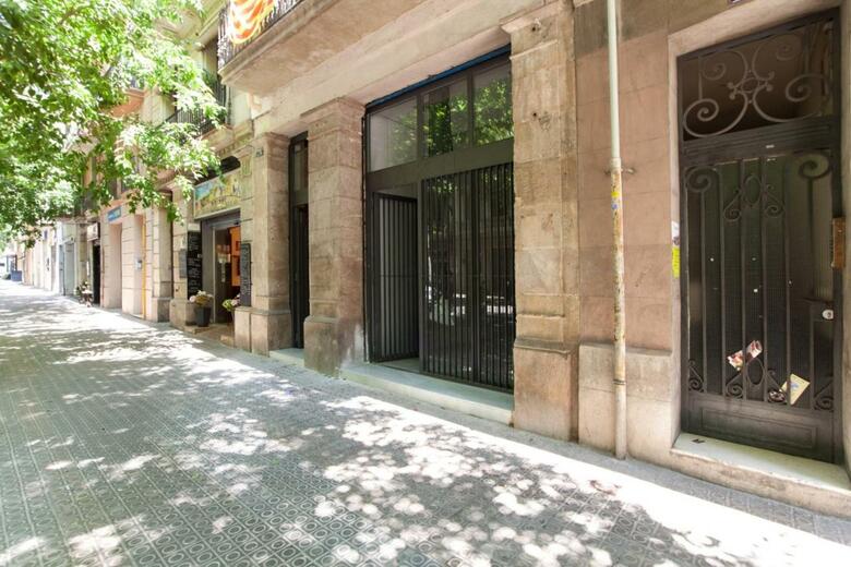 Aparteasy - Deluxe Family Apartments With Pool
