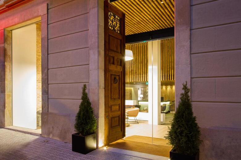Hotel Well And Come Barcelona