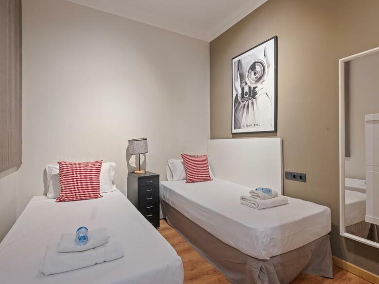 Apartamentos Alcam Entenza