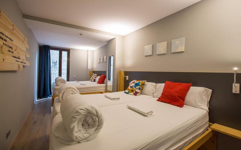 Yeah Barcelona Hostel