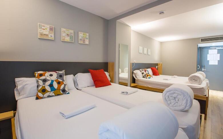 Yeah Barcelona Hostel