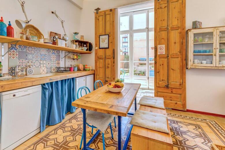 Albergue Factory Suites Barcelona