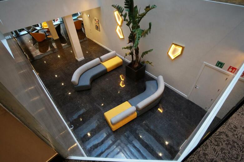 Hotel Chi