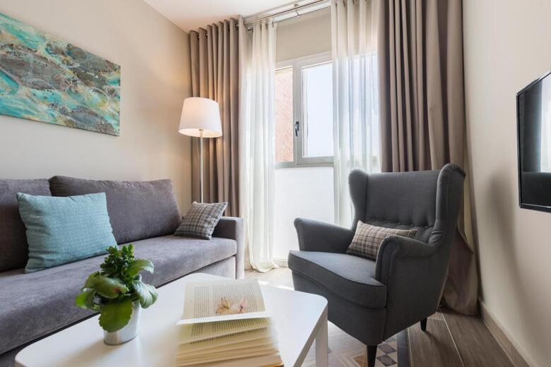 Apartamentos Flateli 430 Bcn