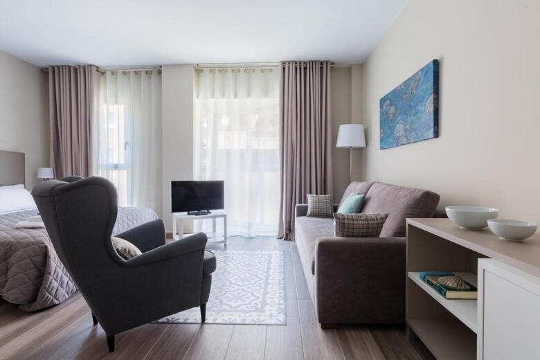 Apartamentos Flateli 430 Bcn