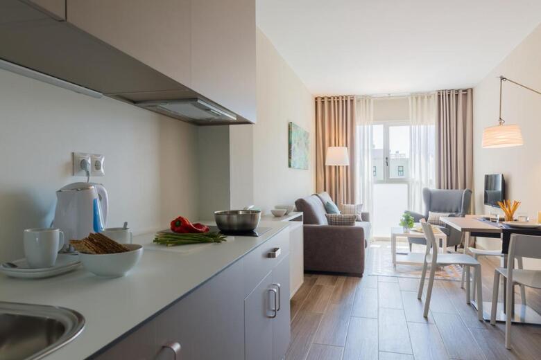 Apartamentos Flateli 430 Bcn