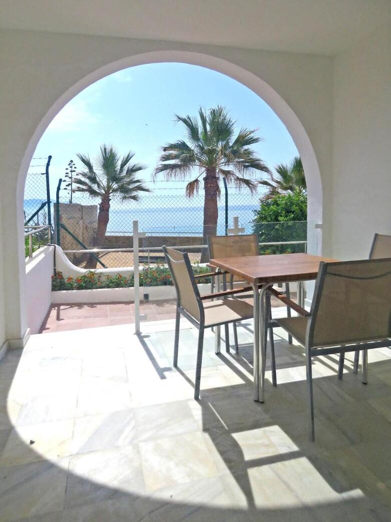 Apartamentos Fuentes De Nerja