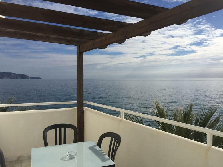 Apartamentos Fuentes De Nerja