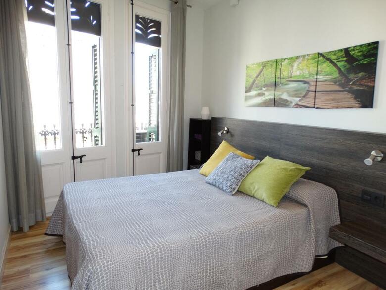Feel At Sants Apartments